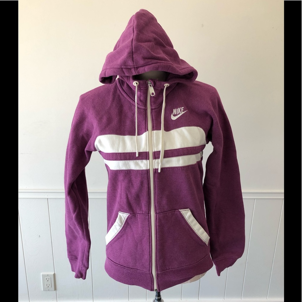 Vintage style Nike hoodie size 8/10 juniors